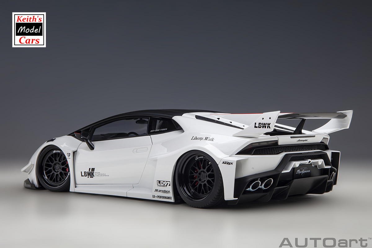 から厳選した Liberty Models AUTOart Scale 1:18 Walk Silhouette LB BBR