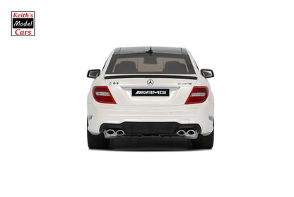 [Maßstab 1:18] Mercedes-Benz C63 AMG – Edition 507 in Diamantweiß von GT Spirit 