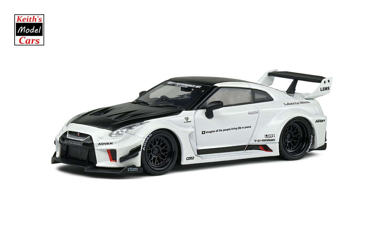 [1/43 Scale] LB-Silhouette Works GT 35GT-RR in White by Solido