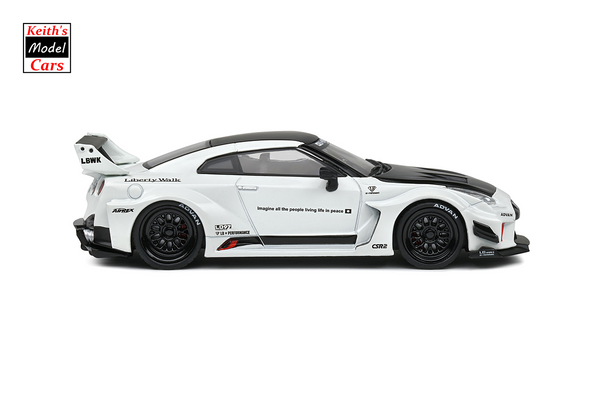 [1/43 Scale] LB-Silhouette Works GT 35GT-RR in White by Solido