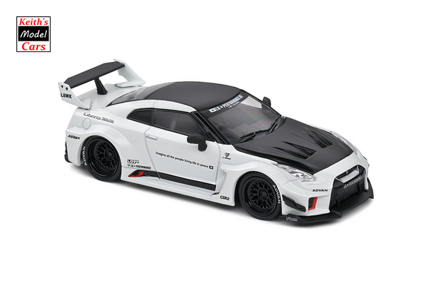 [1/43 Scale] LB-Silhouette Works GT 35GT-RR in White by Solido