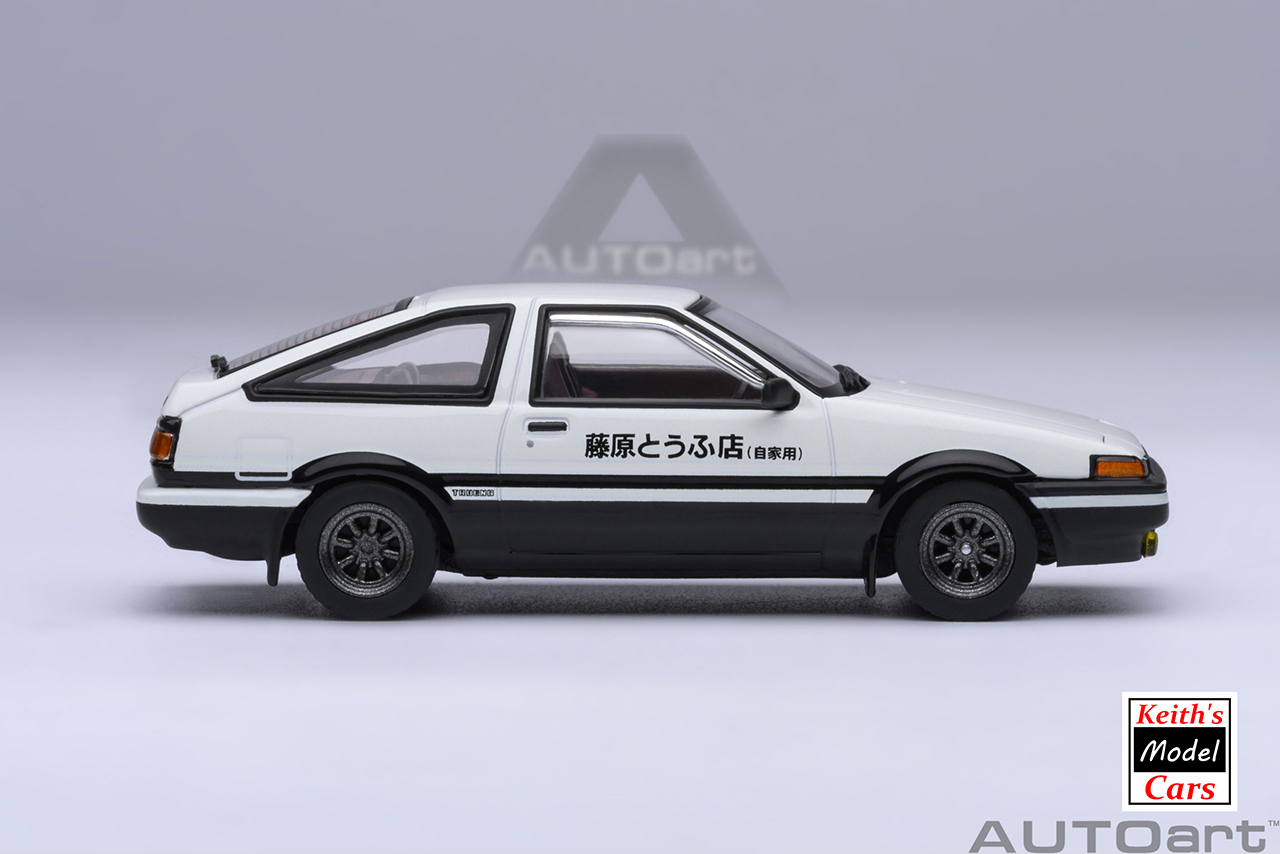 [Maßstab 1/64] Toyota Sprinter Trueno (AE86) – „Initial D“ von AUTOart Models 