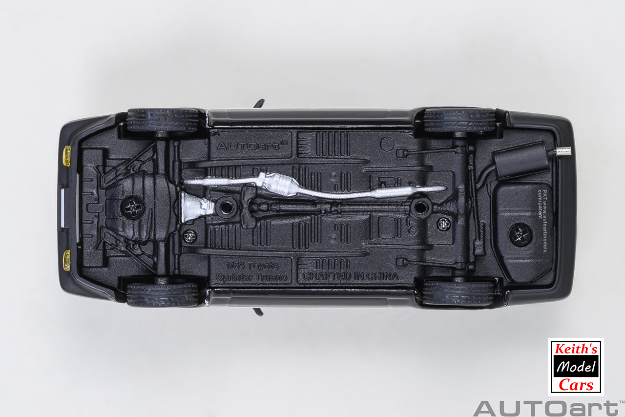 [Maßstab 1/64] Toyota Sprinter Trueno (AE86) – „Initial D“ von AUTOart Models 