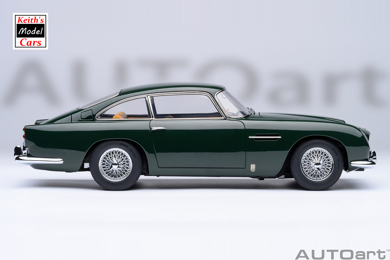 [Maßstab 1/18] Aston Martin DB5 in British Racing Green von AUTOart Models 