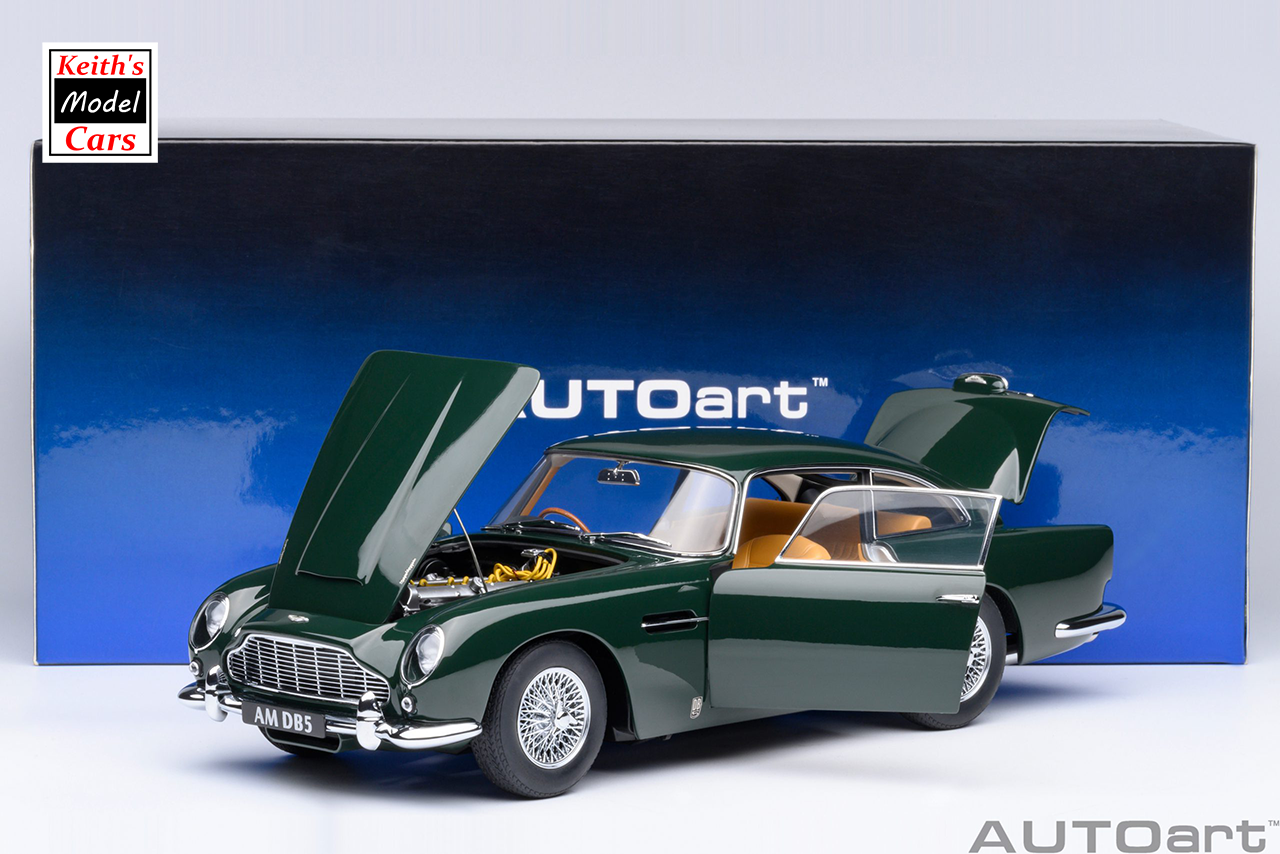1:18 Scale AUTOart Models Aston Matin DB5 in British Racing