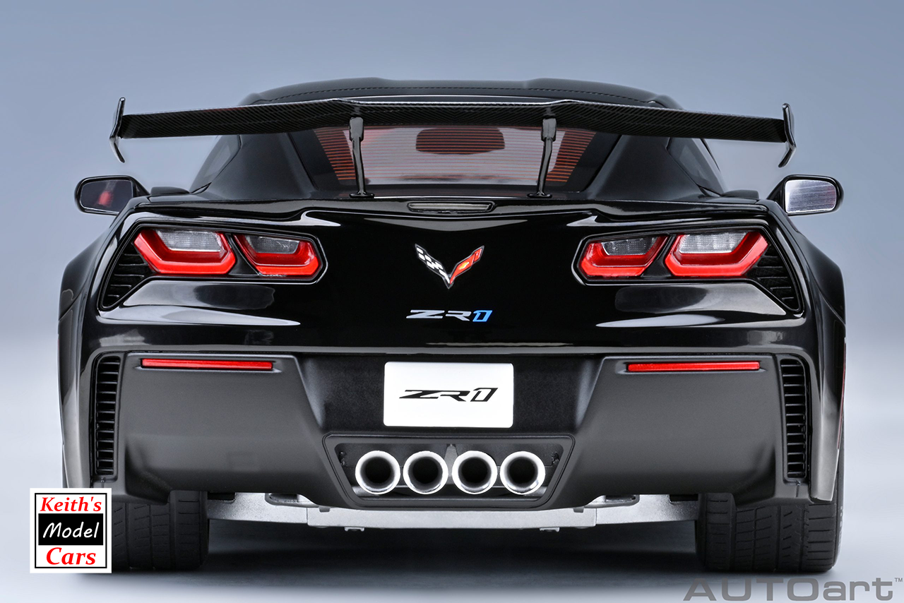 [Maßstab 1/18] Chevrolet Corvette C7 ZR1 in Schwarz von AUTOart Models 