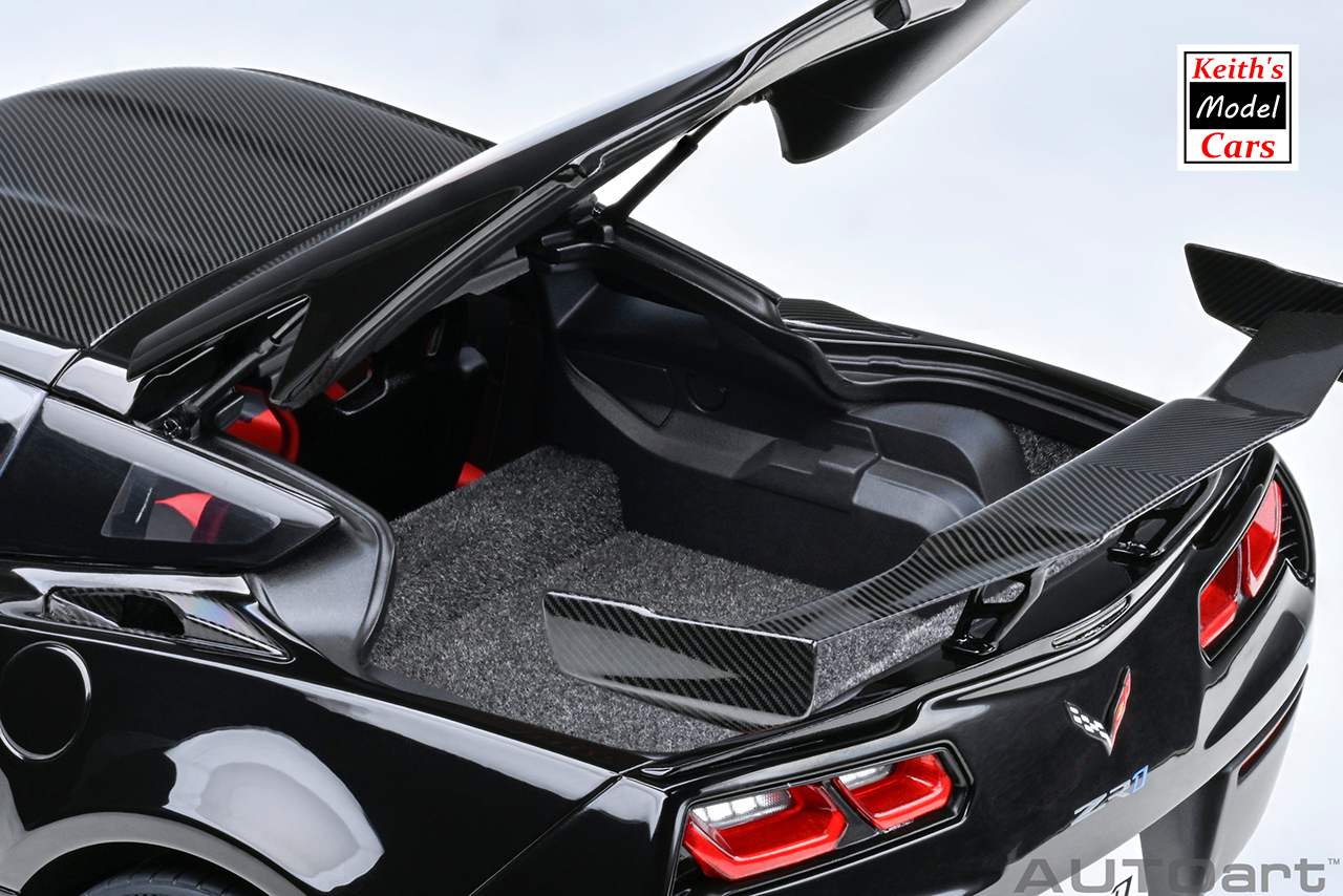 [Maßstab 1/18] Chevrolet Corvette C7 ZR1 in Schwarz von AUTOart Models 