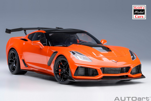 [1/18 Scale] Chevrolet Corvette C7 ZR1 in Sebring Orange Tintcoat by AUTOart Models