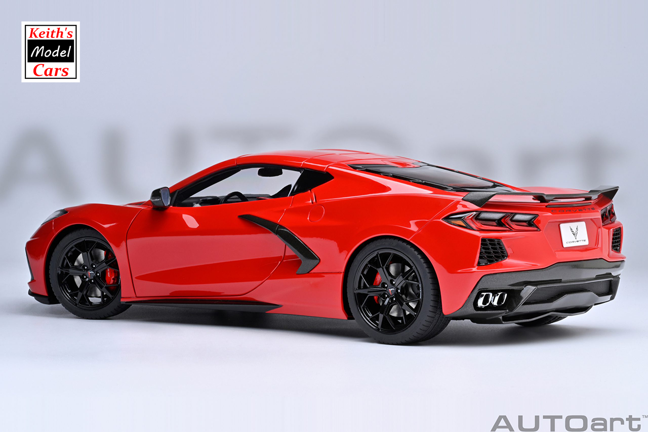 [Maßstab 1/18] Chevrolet Corvette C8 Stingray Z51 in Torch Red von AUTOart Models 