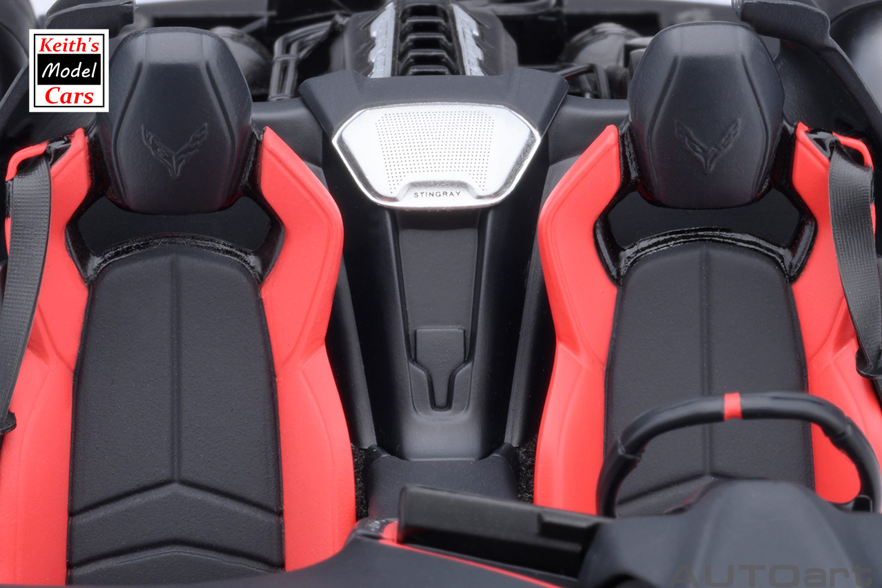 [Maßstab 1/18] Chevrolet Corvette C8 Stingray Z51 in Torch Red von AUTOart Models 