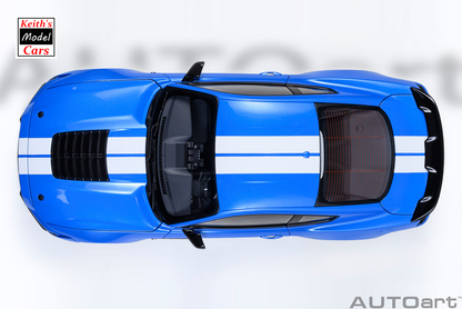 [Maßstab 1/18] Ford Mustang Shelby GT500 in Grabber Blue von AUTOart Models 
