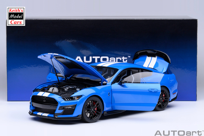 [Maßstab 1/18] Ford Mustang Shelby GT500 in Grabber Blue von AUTOart Models 