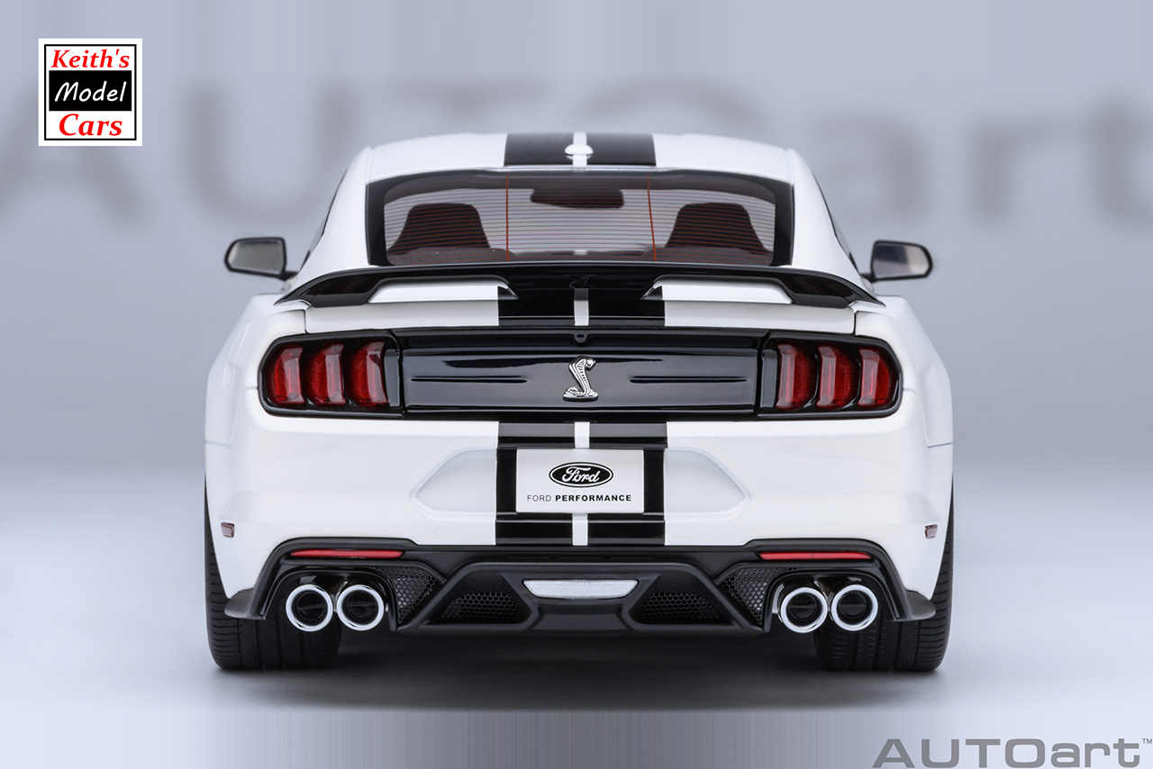 [1/18 Scale] Ford Mustang Shelby GT500 in Oxford White by AUTOart Models