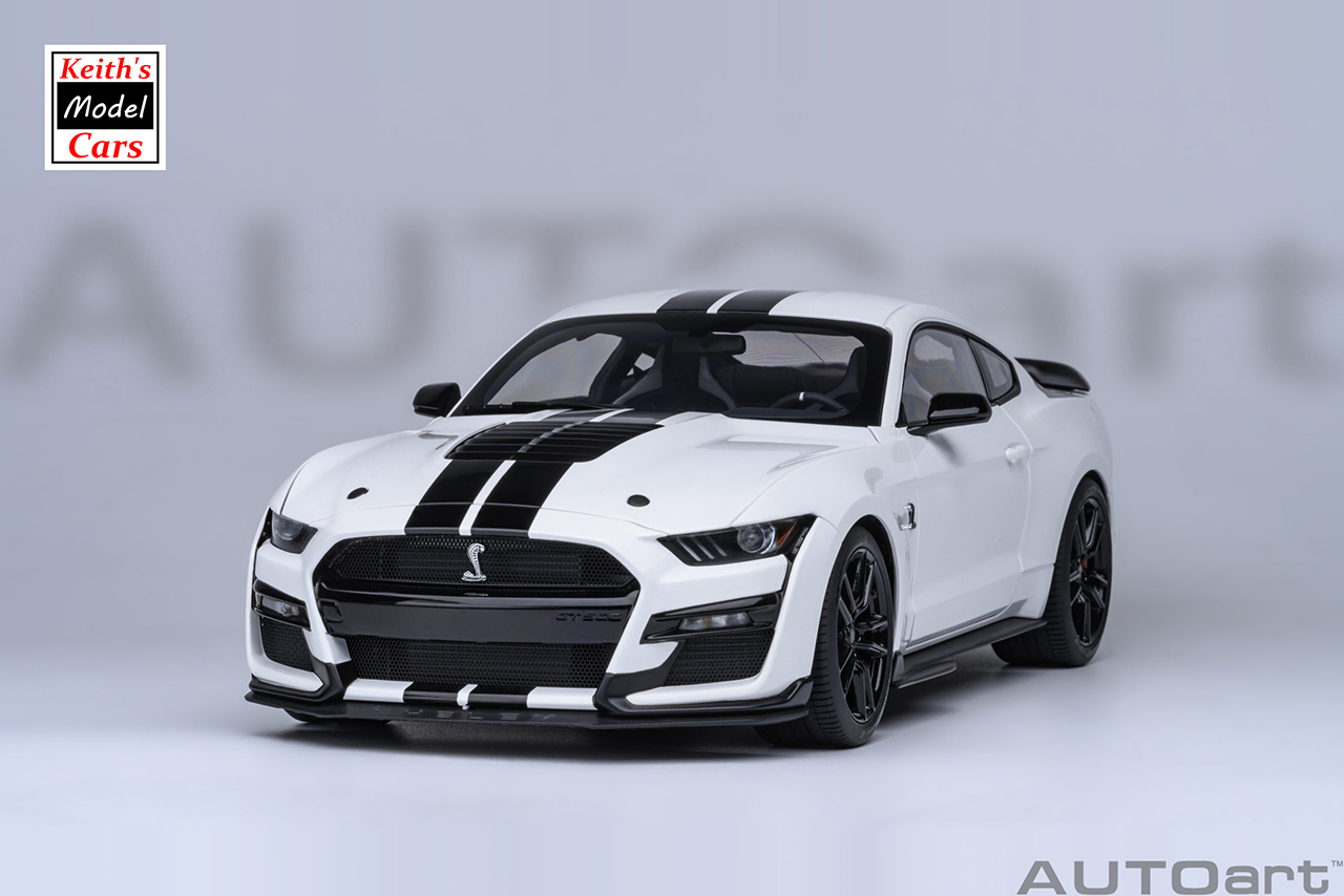 [1/18 Scale] Ford Mustang Shelby GT500 in Oxford White by AUTOart Models
