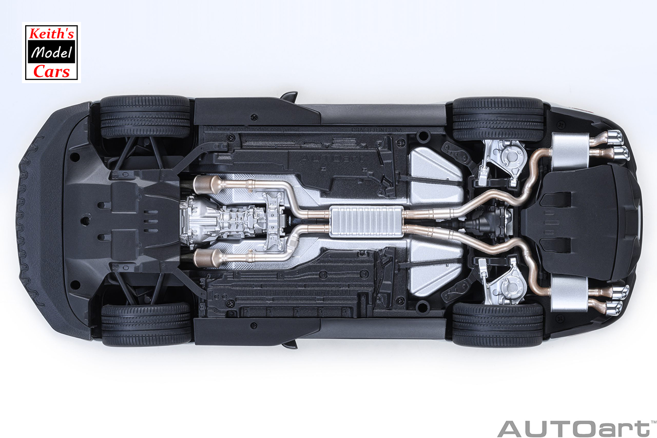 [1/18 Scale] Ford Mustang Shelby GT500 in Iconic Silver by AUTOart Models