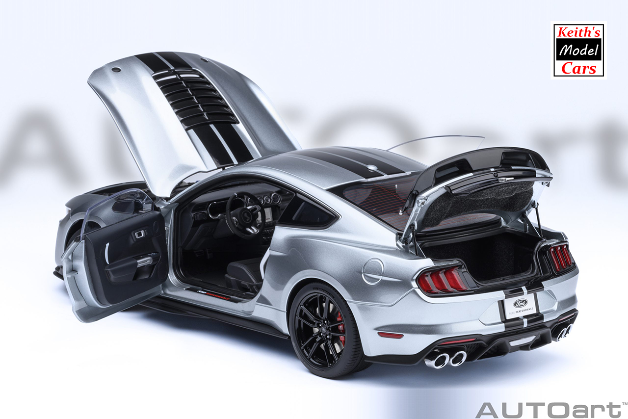 [1/18 Scale] Ford Mustang Shelby GT500 in Iconic Silver by AUTOart Models