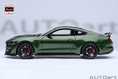 [1/18 Scale] Ford Mustang Shelby GT500 in Eruption Green by AUTOart Models