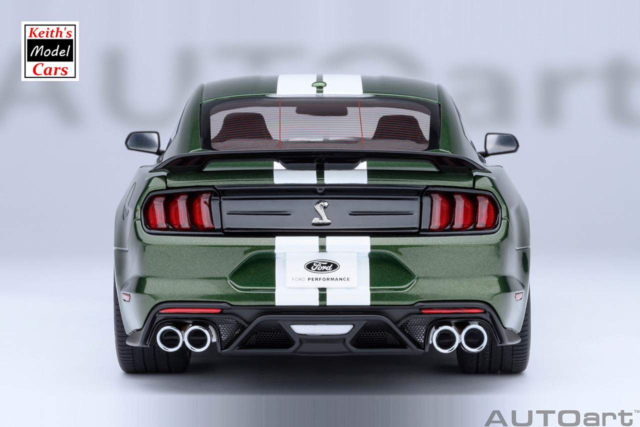 [1/18 Scale] Ford Mustang Shelby GT500 in Eruption Green by AUTOart Models