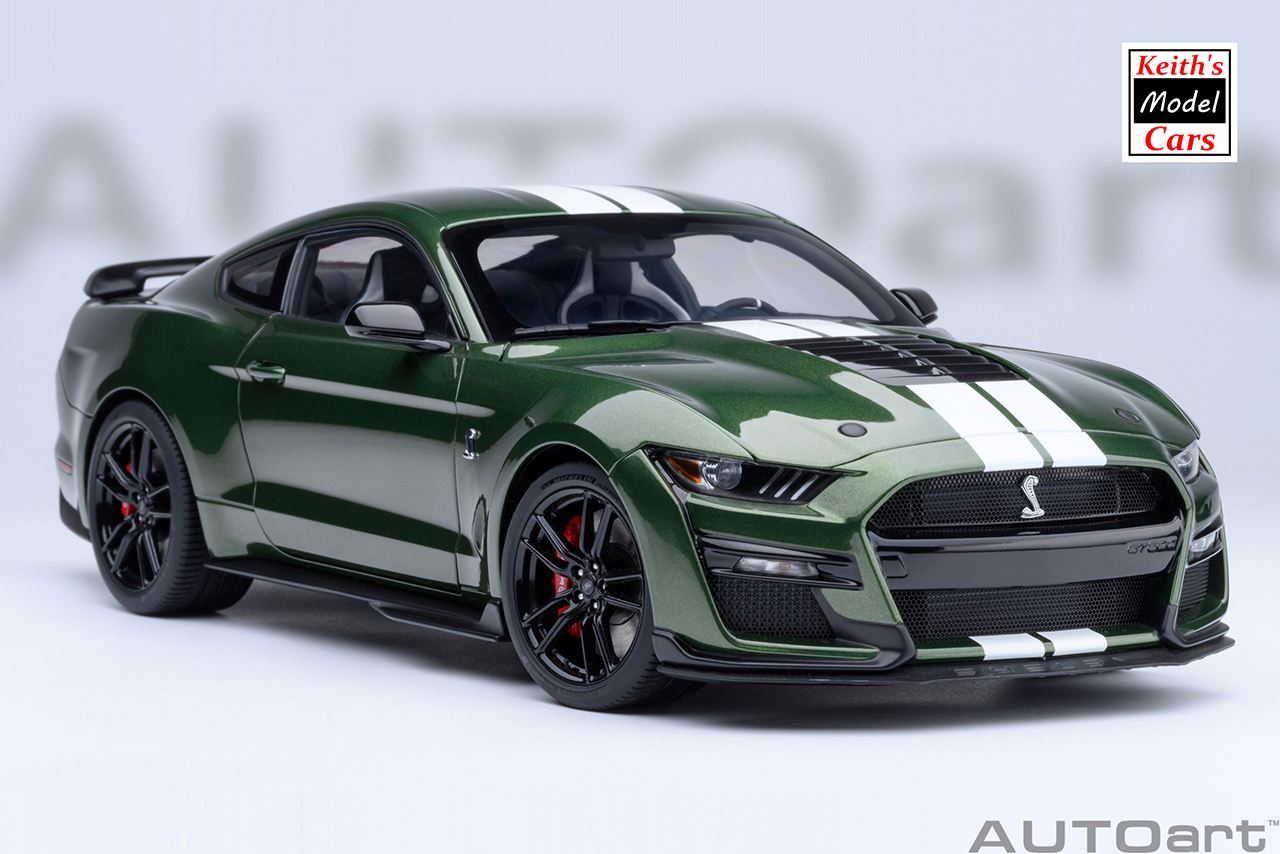 [1/18 Scale] Ford Mustang Shelby GT500 in Eruption Green by AUTOart Models
