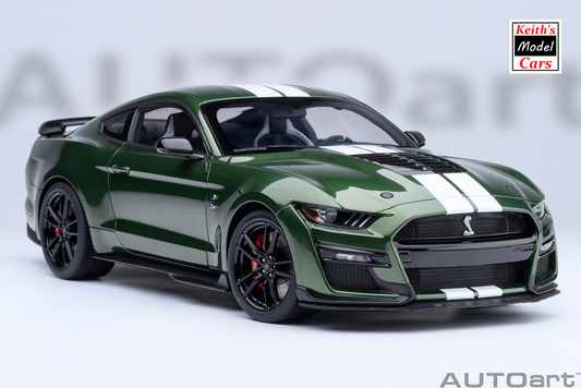 [1/18 Scale] Ford Mustang Shelby GT500 in Eruption Green by AUTOart Models
