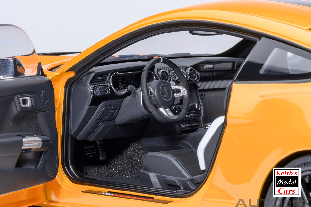 [1/18 Scale] Ford Mustang Shelby GT500 in Cyber Orange by AUTOart Models