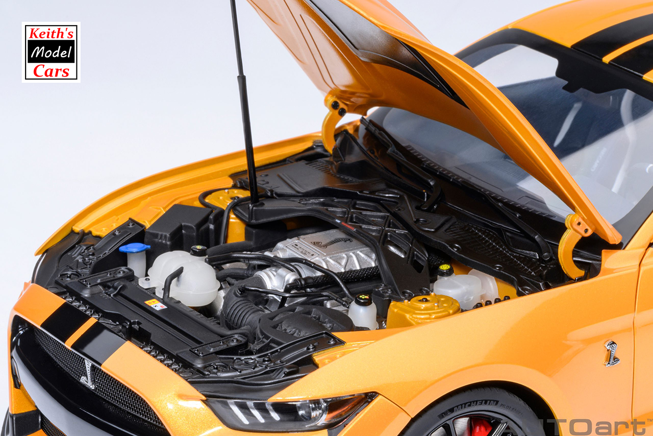 [1/18 Scale] Ford Mustang Shelby GT500 in Cyber Orange by AUTOart Models