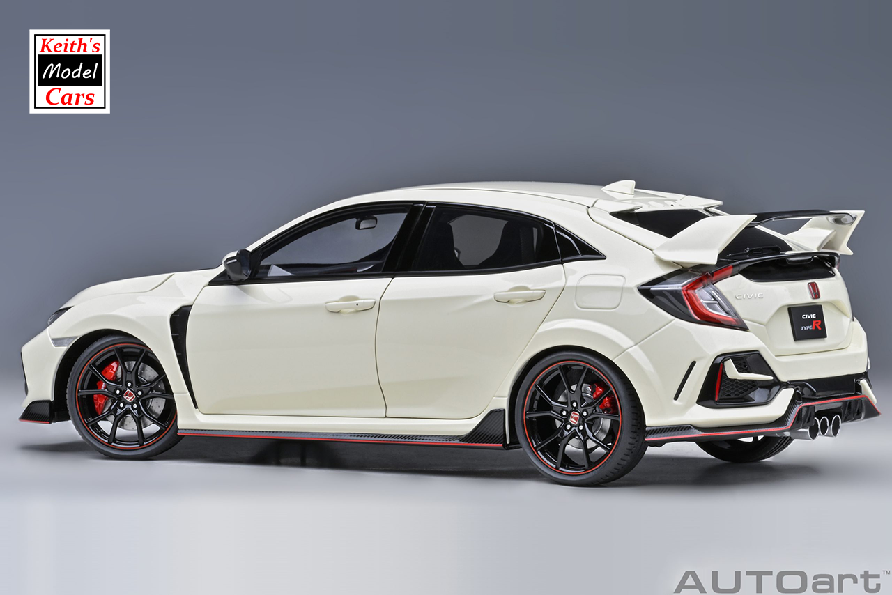 [1/18 Scale] Honda Civic Type R (FK8) 2021 in Championship White by AUTOart Models
