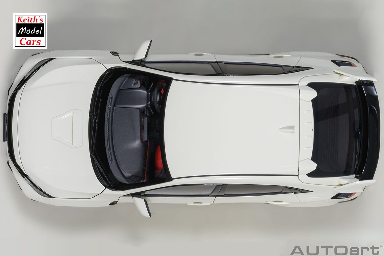 [1/18 Scale] Honda Civic Type R (FK8) 2021 in Championship White by AUTOart Models