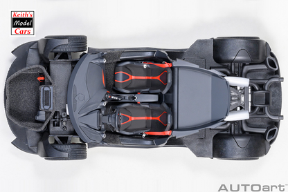 [Maßstab 1/18] McLaren 720S in Silica White von AUTOart Models 