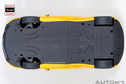 [Maßstab 1/18] McLaren 720S in Vulkangelb von AUTOart Models 