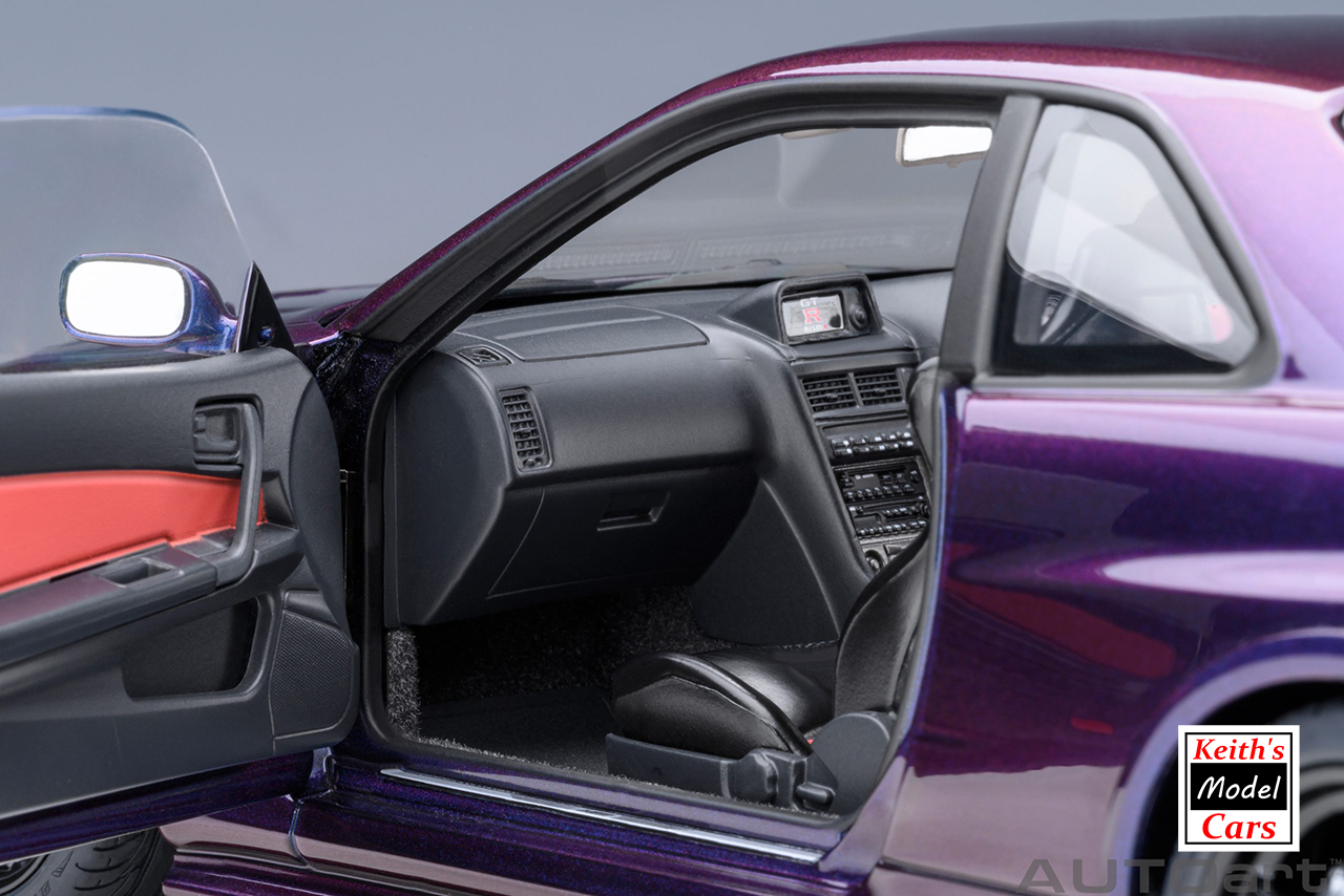 [Maßstab 1/18] Nissan Skyline GT-R (R34) Z-Tune in Midnight Purple III von AUTOart Models 