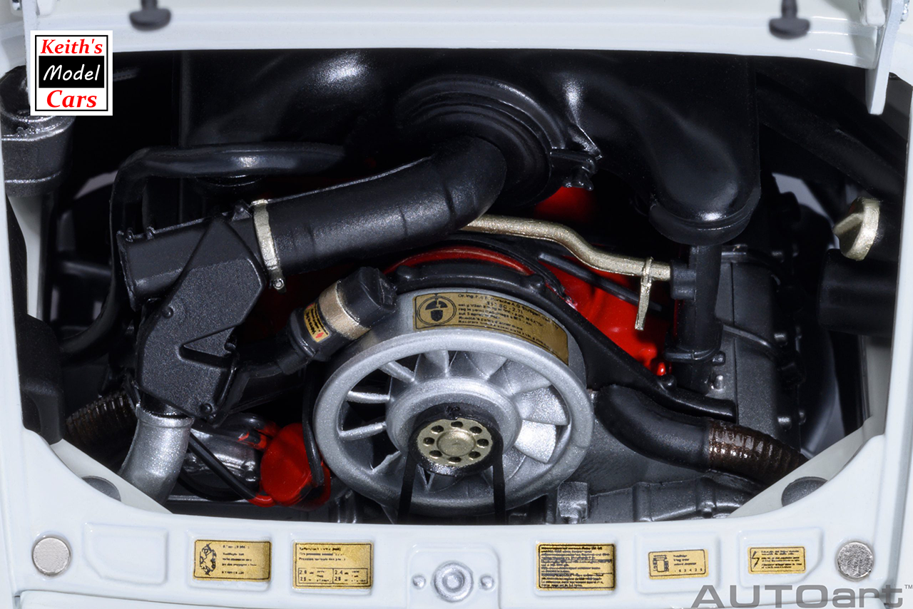 [1/18 Scale] Porsche 911 Carrera 2.7 RS in Grand Prix White with Green stripes by AUTOart Models