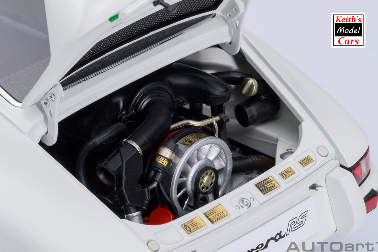 [1/18 Scale] Porsche 911 Carrera 2.7 RS in Grand Prix White with Green stripes by AUTOart Models