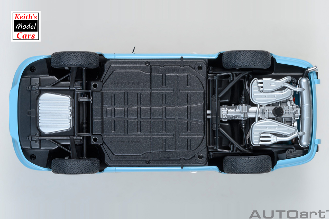 [1/18 Scale] Porsche 911 Carrera 2.7 RS in Gulf Blue with Black stripes by AUTOart Models