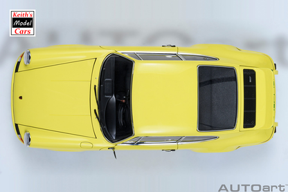 [Maßstab 1/18] Porsche 911 Carrera 2.7 RS in Hellgelb mit grünen Streifen von AUTOart Models 