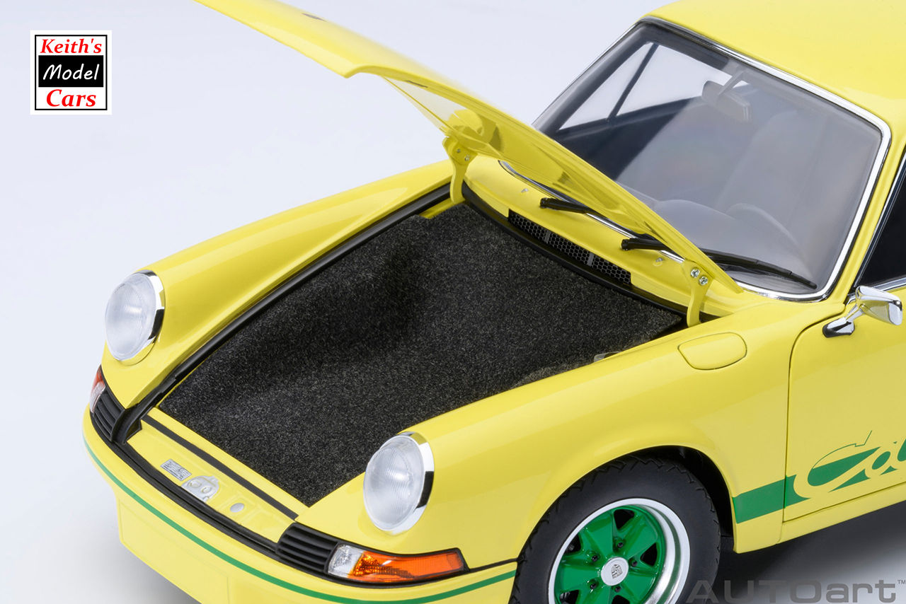 [Maßstab 1/18] Porsche 911 Carrera 2.7 RS in Hellgelb mit grünen Streifen von AUTOart Models 