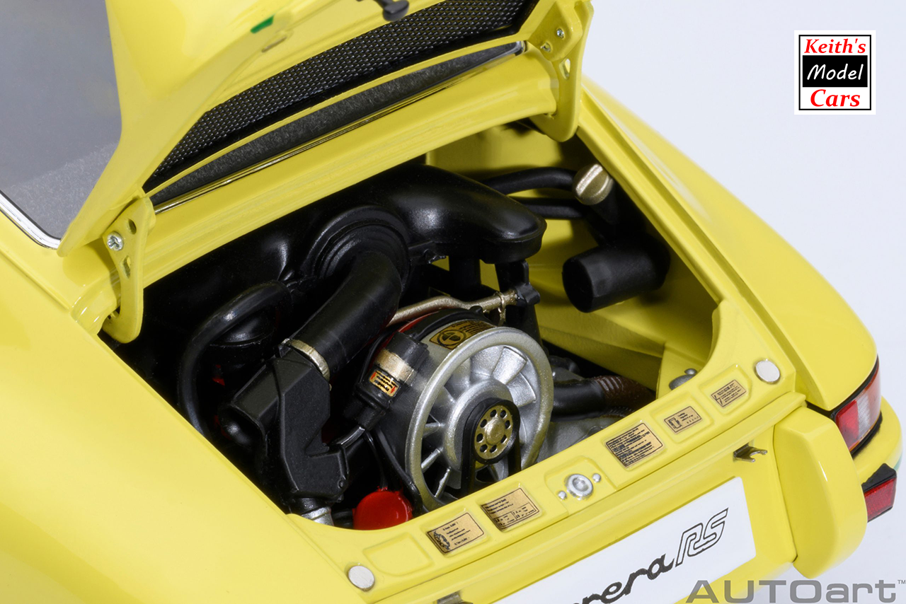 [Maßstab 1/18] Porsche 911 Carrera 2.7 RS in Hellgelb mit grünen Streifen von AUTOart Models 
