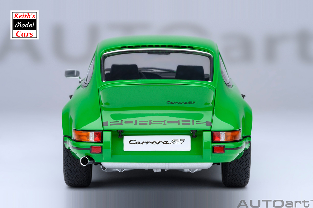 [Maßstab 1/18] Porsche 911 Carrera 2.7 RS in Viperngrün mit schwarzen Streifen von AUTOart Models 