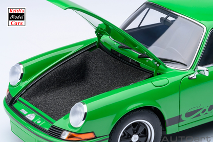 [Maßstab 1/18] Porsche 911 Carrera 2.7 RS in Viperngrün mit schwarzen Streifen von AUTOart Models 
