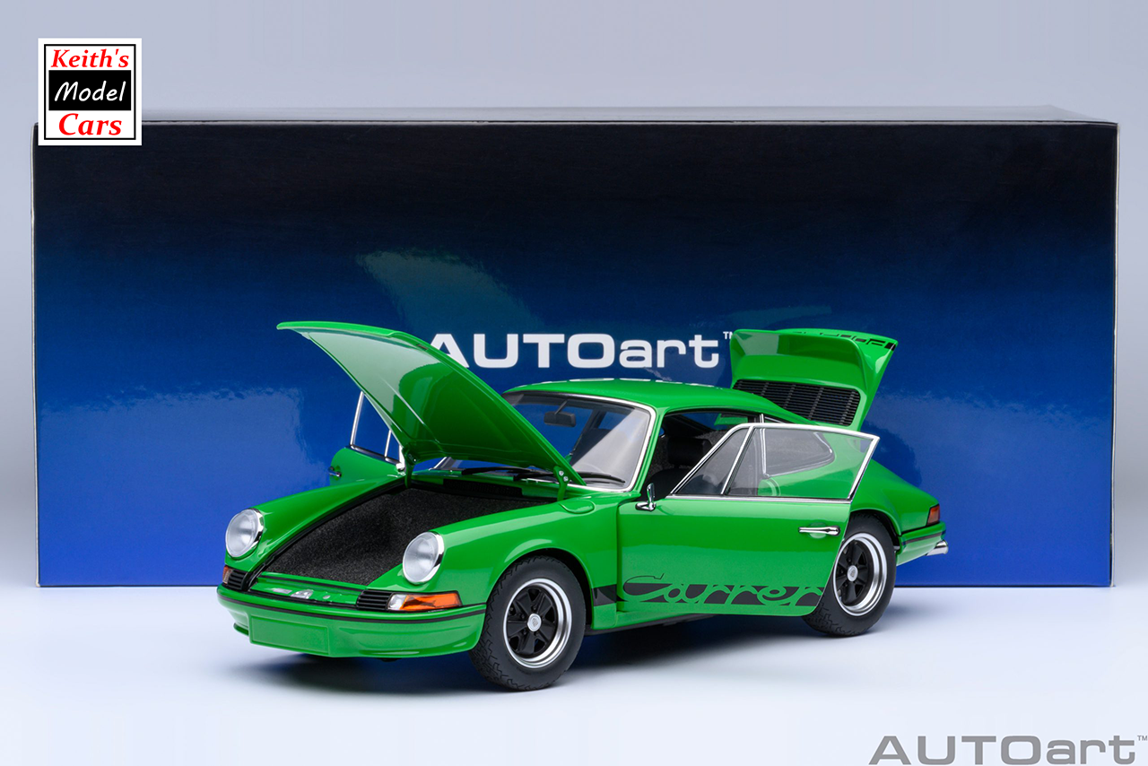 [Maßstab 1/18] Porsche 911 Carrera 2.7 RS in Viperngrün mit schwarzen Streifen von AUTOart Models 
