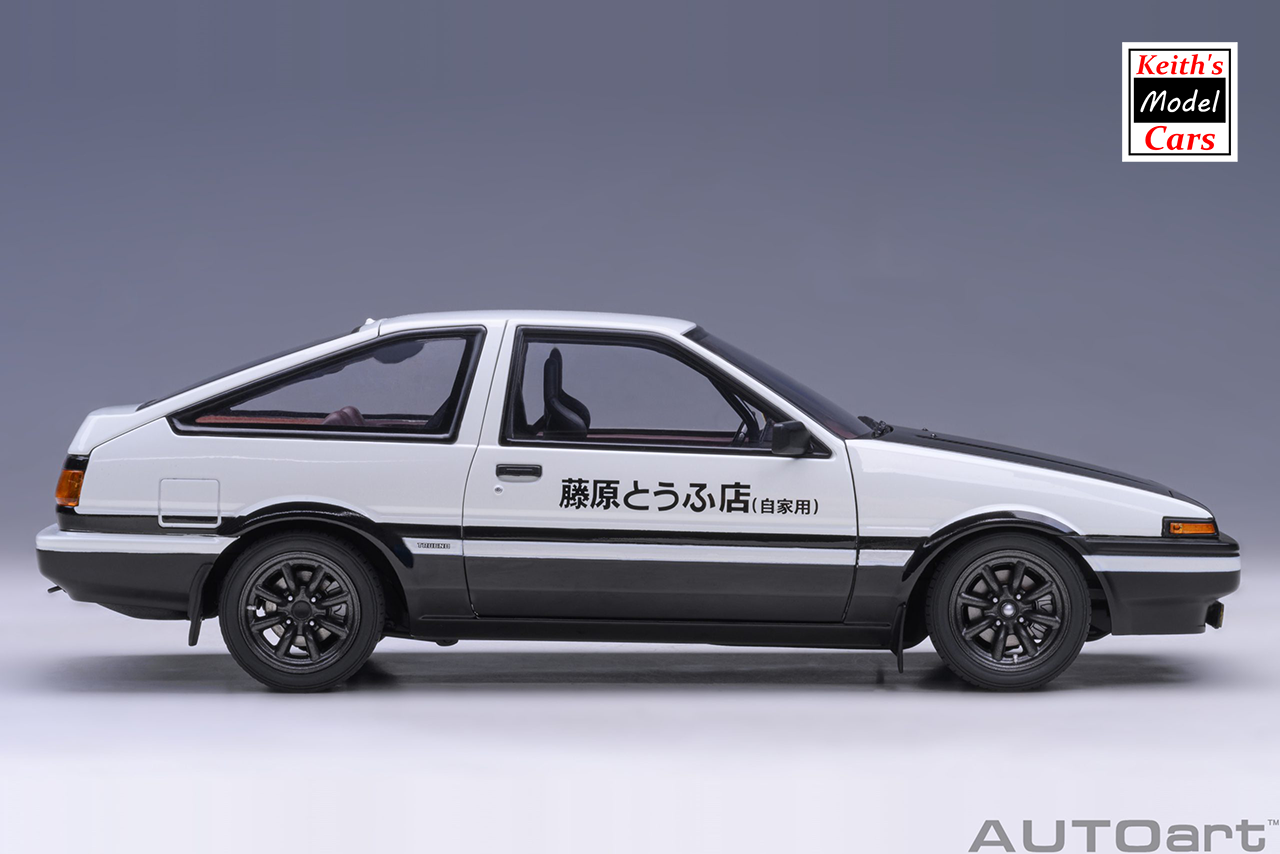 1/18 Scale AUTOart Toyota Sprinter Trueno AE86