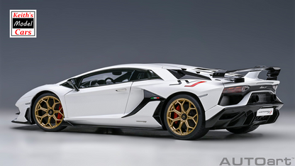 1/18 Aventador SVJ