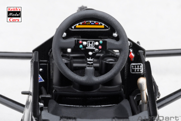 [1/18 Scale] McLaren Honda MP4/6 with McLaren Logo - 1991 Japan GP - No.1 A. Senna by AUTOart Models
