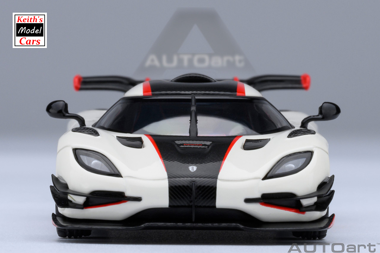 [Maßstab 1/64] Koenigsegg One:1 in Kieselweiß/Carbon von AUTOart Models 