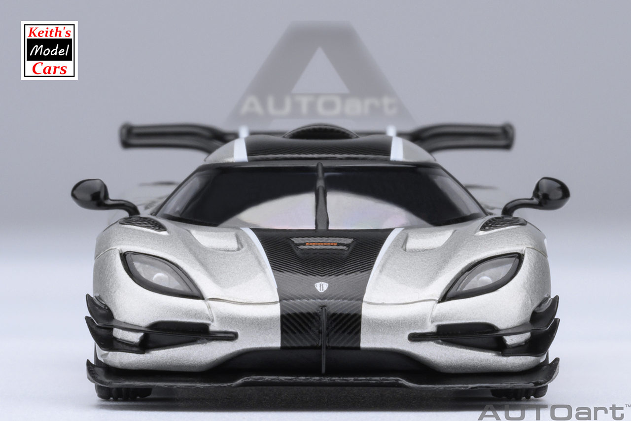 [Maßstab 1/64] Koenigsegg One:1 in Moon Grey/Carbon von AUTOart Models 