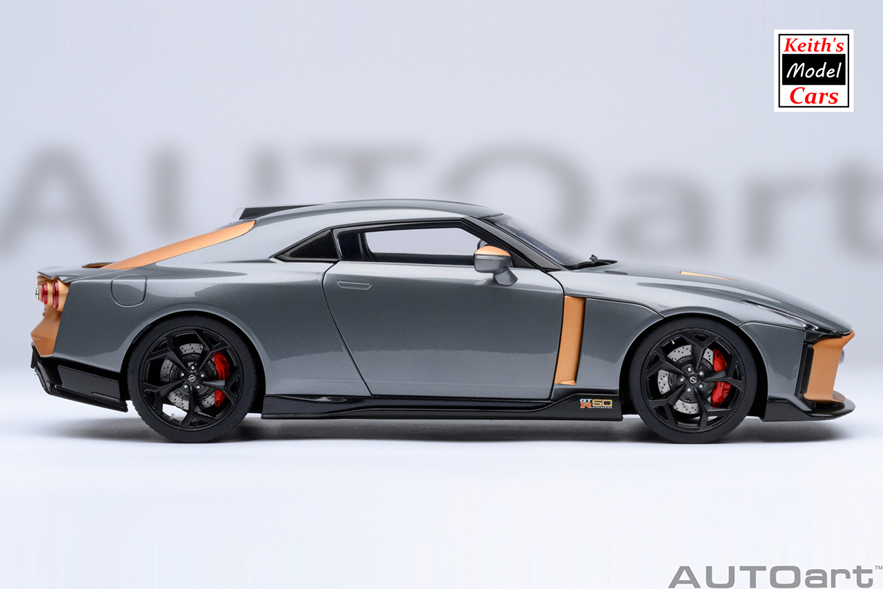1/18 Italdesign GTR Silver