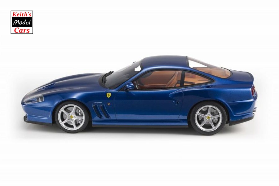 [Maßstab 1/18] Ferrari 550 Maranello in Blau von Top Marques 