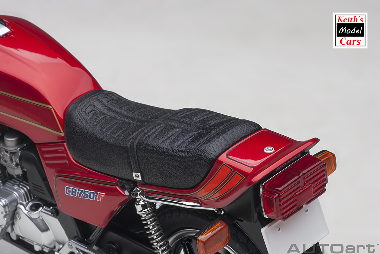 [Maßstab 1/12] Honda CB750F Baribari Legend von AUTOart Models 