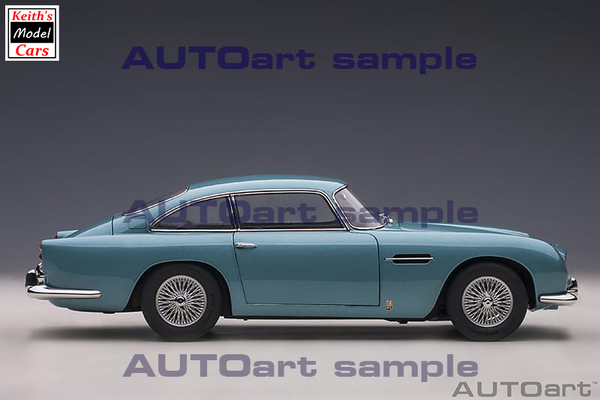 [1/18 Scale] Aston Martin DB5 in Caribbean Pearl by AUTOart Models