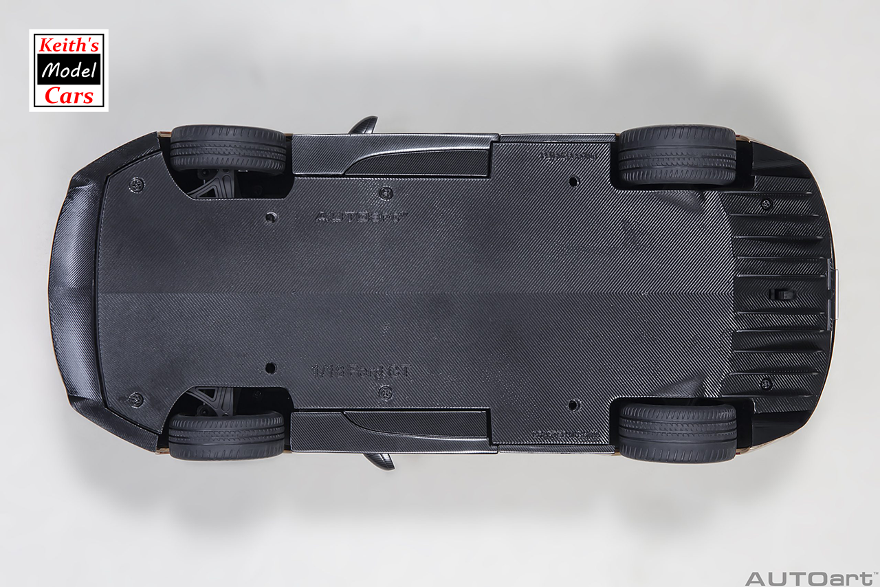 [Maßstab 1/18] Ford GT 2022 Holman Moody Heritage Edition (Holman Woody Gold) von AUTOart Models 